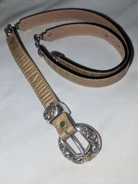 Vintage Croc Embossed Beige Leather Western-Style Belt with Ornate Silver Buckle